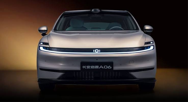 NEVO Q05 Side